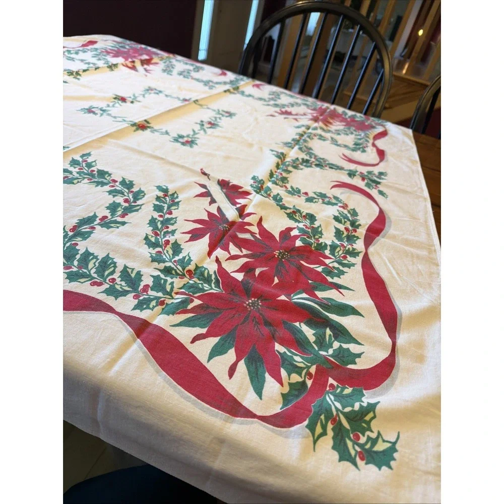 Vtg Mid-Century Modern Christmas Tablecloth Poinsettia Candles Holly 43